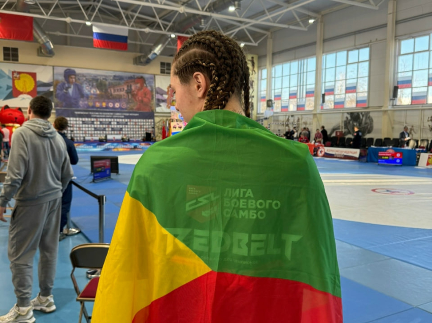 Детский тренер из Читы вошла в тройку сильнейших на Чемпионате России по боевому самбо 